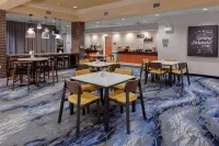 Fairfield Inn & Suites Wichita Downtown - bar