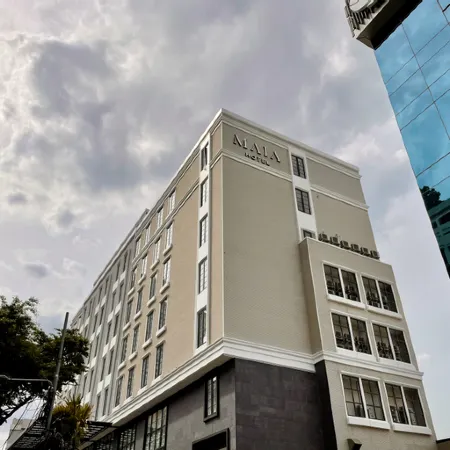 Maia Hotel Jakarta Отели рядом с достопримечательностью «Торговый центр Thamrin City»