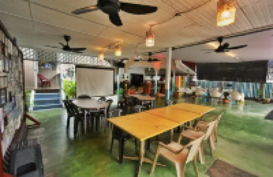 Ai Beach Resort パンコールのホテル