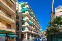 I Fiori 3-16 Apartment by Wonderful Italy