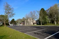Kyriad Lannion-Perros-Guirec - parking