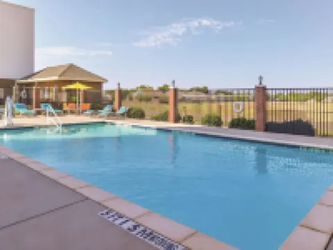 La Quinta Inn & Suites by Wyndham Abilene Mall Hotels in Abilene
