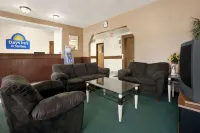 Days Inn & Suites by Wyndham Romeoville Отели в г. Плейнфилд