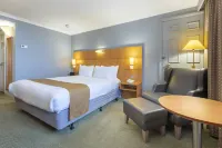 Holiday Inn London - Sutton Hotels near Cheam Park