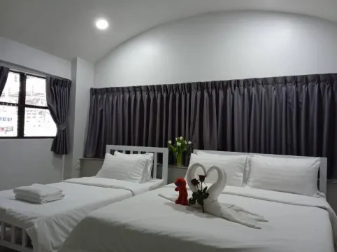 ห้องพักได้ 3 คน-ปลอดบุหรี