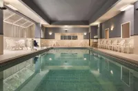 Country Inn & Suites by Radisson, Grand Rapids East, MI - Pools