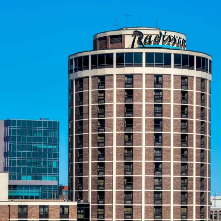 Radisson Hotel Duluth-Harborview