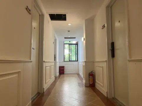 Ruyuan Apartment (Hengshan Road, Fudan University, Zhongshan Hospital Branch)