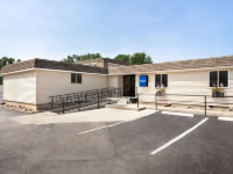 Travelodge by Wyndham Edgemont Hotels in Fall River County