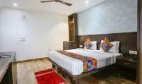 Fabexpress Rg Stay Hotels in West Delhi