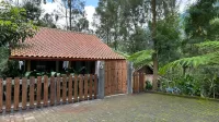 De Potrek Bromo Hotel dekat Pura Luhur Poten Bromo Ngadisari