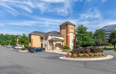 Extended Stay America Suites - Washington, DC - Falls Church - Merrifield Отели в г. Манчуа