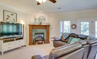 Quaint Noble Home 6 Mi to University of Oklahoma!
