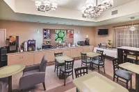 La Quinta Inn & Suites by Wyndham Corpus Christi Northwest