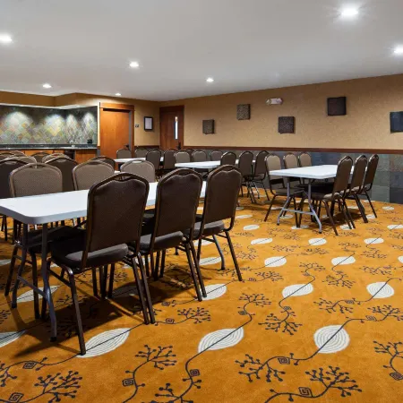 Lloyd Hotel Astoria Bayfront, Ascend Hotel Collection
