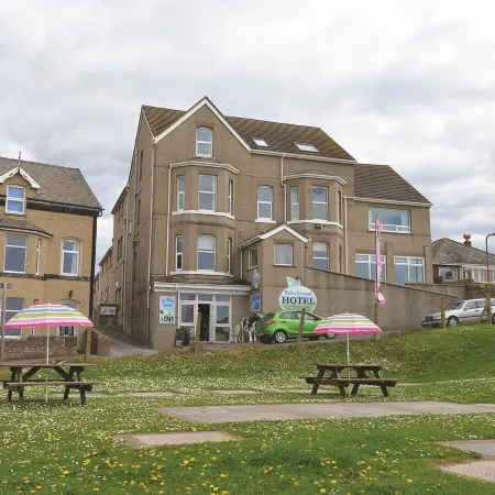 Bailey Ground Hotel