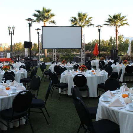 University Plaza Waterfront Hotel