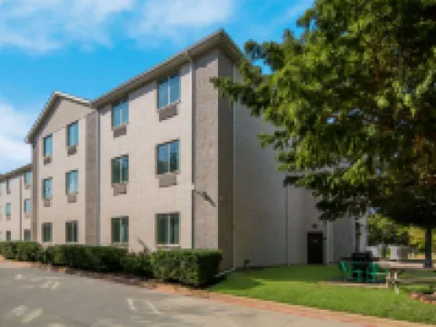 Quality Inn & Suites Roanoke - Fort Worth North Hoteles en Northlake