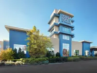 Best Western Premier Plainview-Long Island Hotel - parking