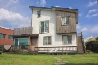 Jeju Manon Rental and Guest House Hotels near Aewol Cafe Street