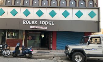 Rolex Lodge - Housity