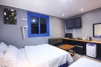 Pohang Yeongildae Centum Hotels near Hwanho Park Space Walk