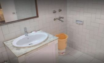 Hotel Prakash Block 1 - Housity