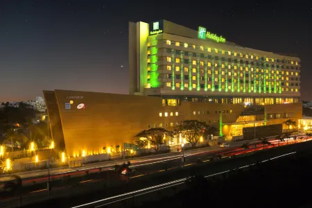 Holiday Inn Chennai OMR IT Expressway Отели рядом с достопримечательностью «Indian Institute Of Technology, Madras»