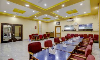 Sri Karni Heritage Resort - Housity