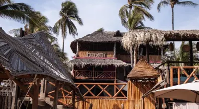 Baxar Hoteles en Coyuca de Benítez