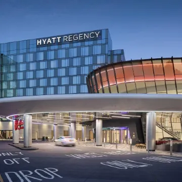 Hyatt Regency JFK Airport at Resorts World New Yor Отели рядом с достопримечательностью «Железнодорожная станция JFK Air Train»