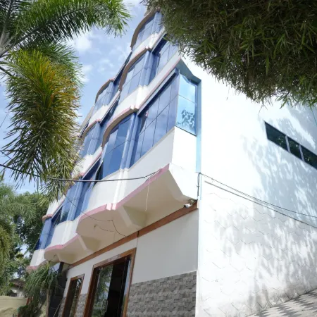 Padmatheertham Inn Varkala