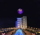 Maestro Hotel Pontianak Hotels in Parit Tokaya