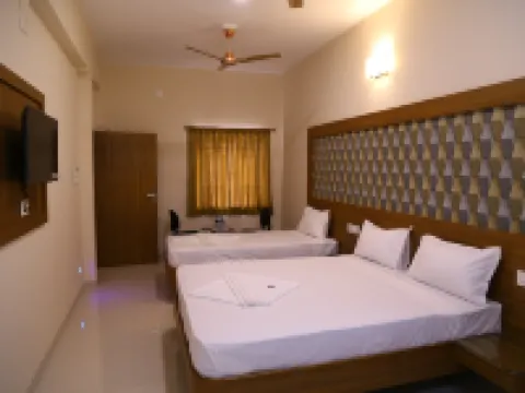 Hotel Gokul Grande Hotels in Erode
