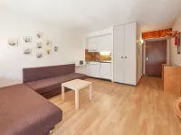 Combire 104 Hotels in Vex