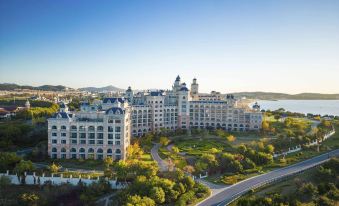 Hilton Dalian Golden Pebble Beach Resort