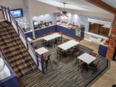 AmericInn by Wyndham Peoria Hotels in Peoria