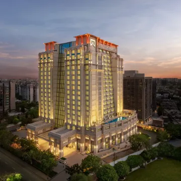 ITC Narmada, a Luxury Collection Hotel, Ahmedabad Отели рядом с достопримечательностью «Торговый центр Alpha One»