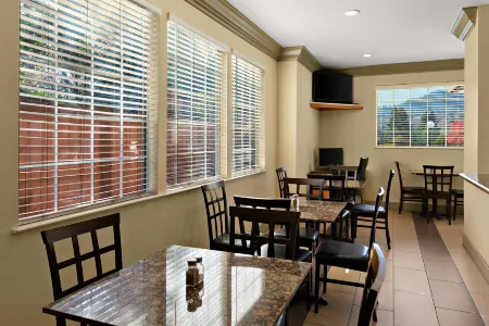 Best Western Willits Inn Отели в г. Уиллитс