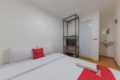 RedDoorz near Universitas Advent Indonesia Hotel di Parongpong