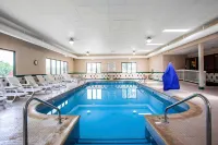 Comfort Suites Near Route 66
