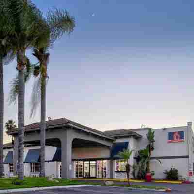 Motel 6 Artesia, CA Hotel Exterior