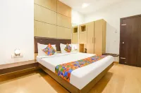 FabHotel Shree Sai Residency - in Tungarli Hôtels à : 