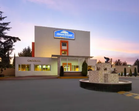 Howard Johnson by Wyndham Toluca Hotels in Toluca