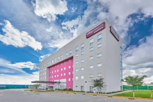 City Express Suites by Marriott Silao Aeropuerto - 3-Star