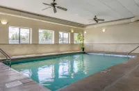 Comfort Inn Bozeman Near University - Swimmingpools