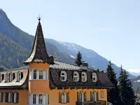 Central Hotel Hotels in Moena