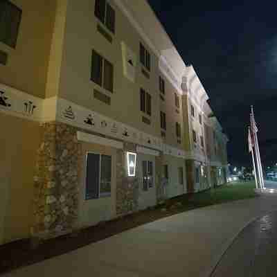 Win-River Resort and Casino Hotel Exterior