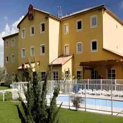 Ibis Manosque Cadarache Hotel Exterior