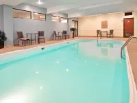 Holiday Inn Express Osage Bch - Lake of the Ozarks Hotels in Lake Ozark